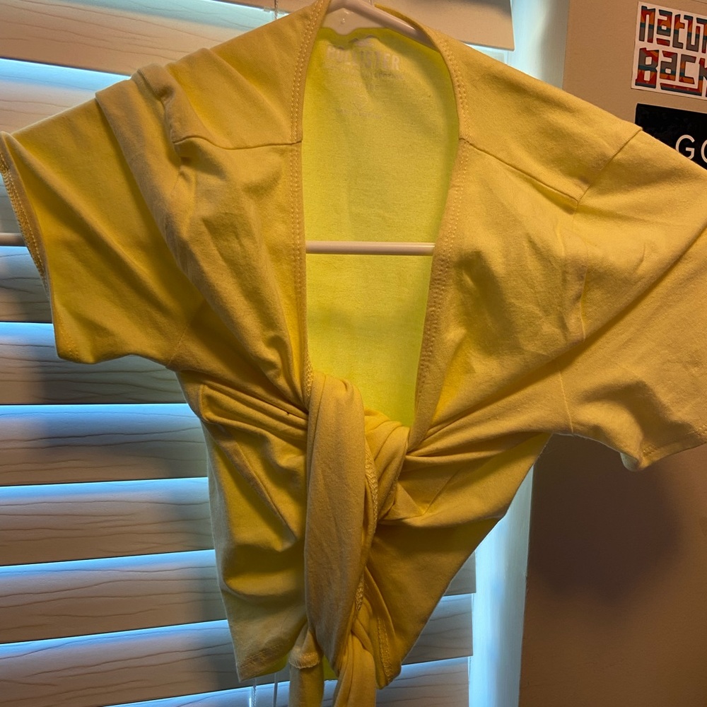 Side tie too
